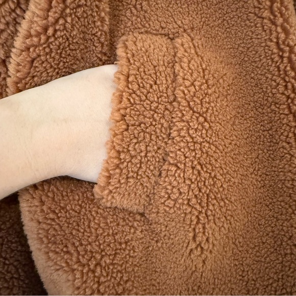 NWT GAP Women's Brown Teddy Sherpa Coat - Picture 8 of 13